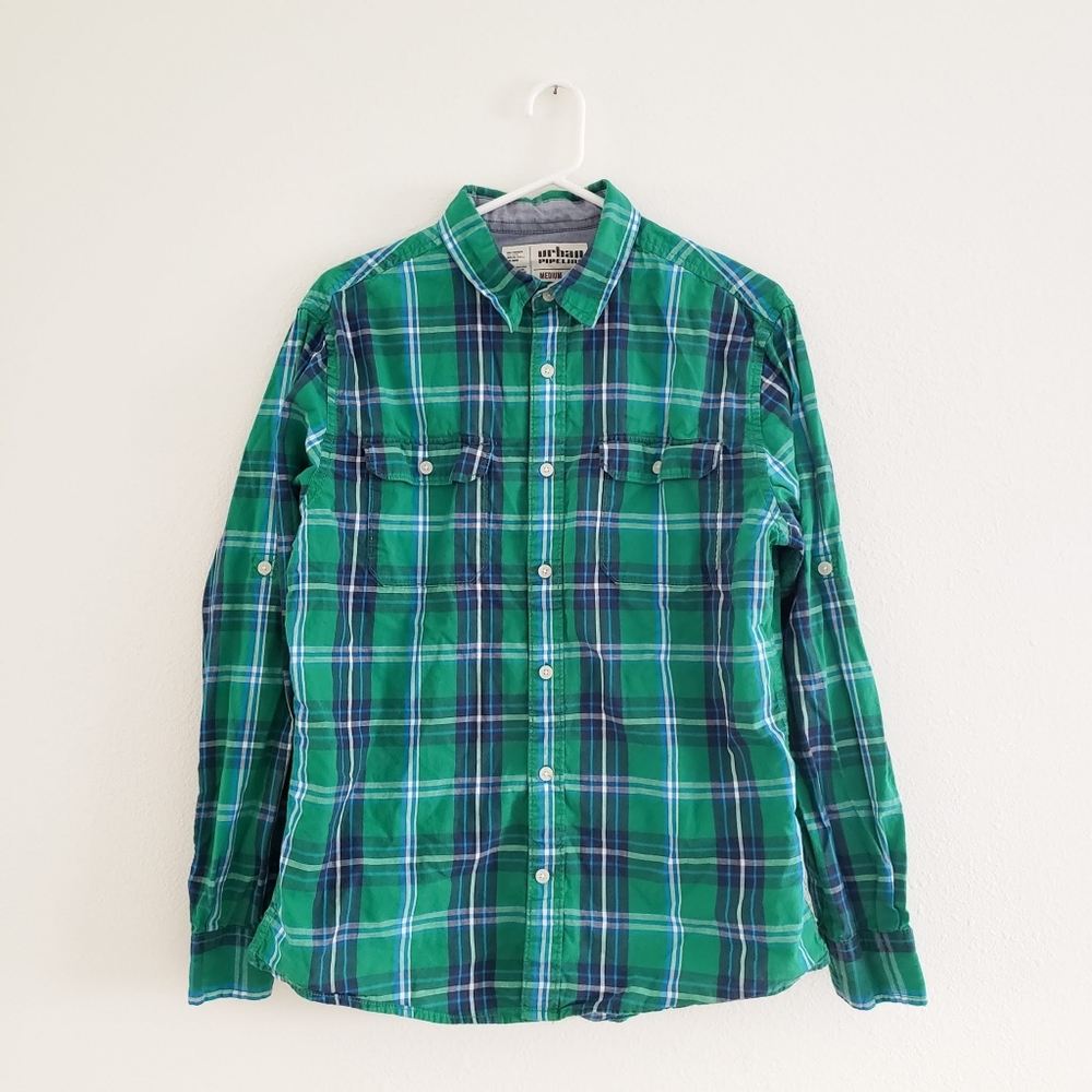 Green Long-sleeve Buttondown